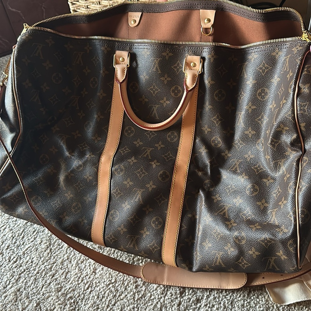 Brand new never used
LV keepall - Picture 4 of 5